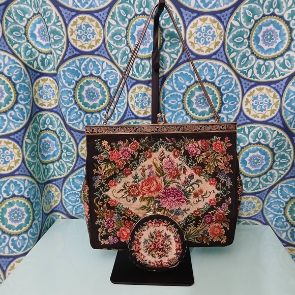 Vintage Floral Tapestry Handbag with Matching Coin Pouch - Picture 1 of 13